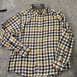 Marmot Men’s Button Down Shirt size XL